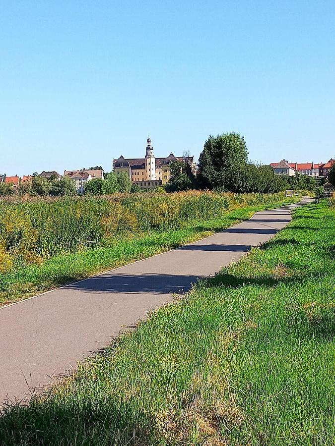 Turmblick-Gaestequartier-Coswig-Hier-Erwartet-Sie-Individueller-Service-Im-Herzen-Der-Altstadt คอสวิช ภายนอก รูปภาพ